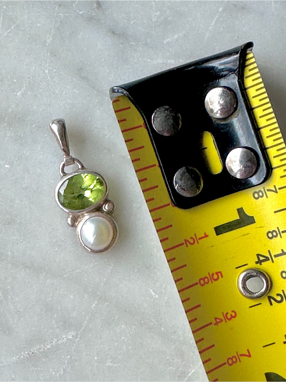 Janice Gerardi Designs JGD Sterling Silver Green Peridot and White Pearl Pendant - Picture 3 of 3